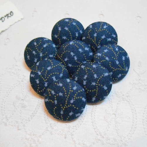Boutons tissu 22mm recouverts d'un coton clochettes fond bleu 
