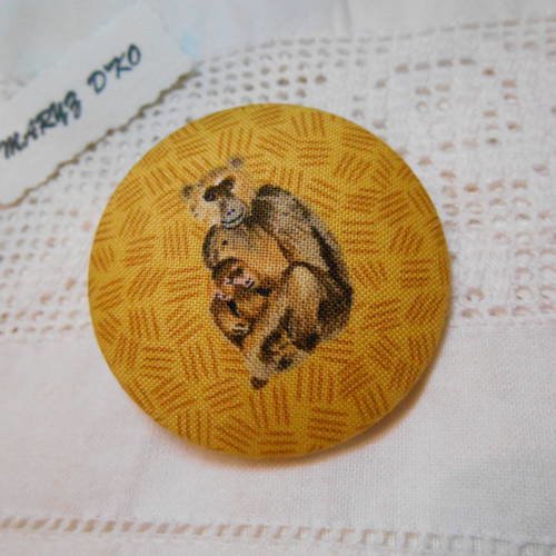 Bouton 50mm tissu coton thème animaux - les singes 2 