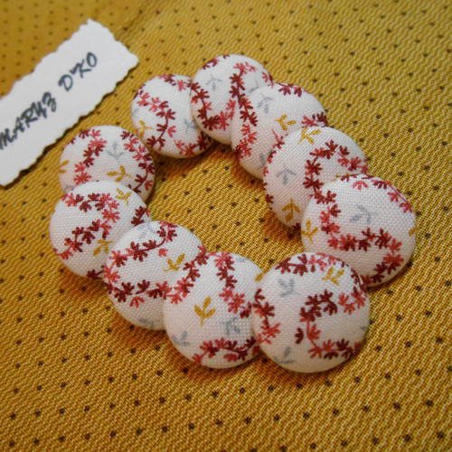 Boutons tissu 18mm recouverts d'un coton guirlandes de fleurs 