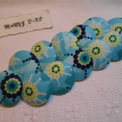 12 boutons 22mm recouverts de tissu coton fantaisie bleu 