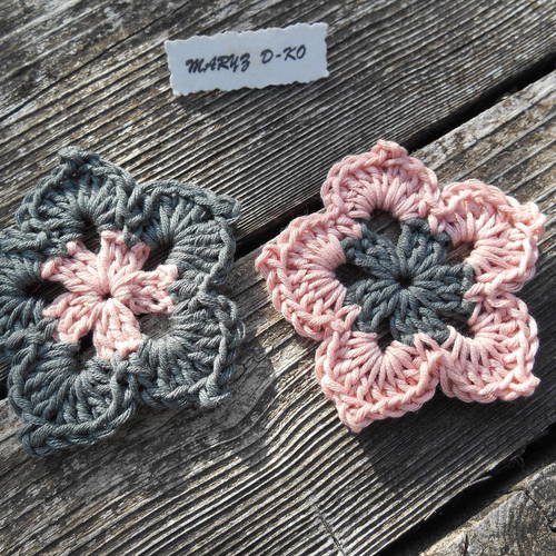 Fleurs étoilées bicolores de 7cm création au crochet 
