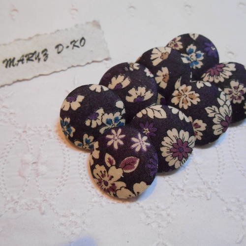 8 boutons 22mm tissu frou frou fleuri violet 
