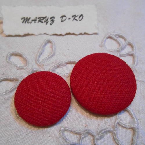 Cabochons 22 et 28mm tissu lin rouge 