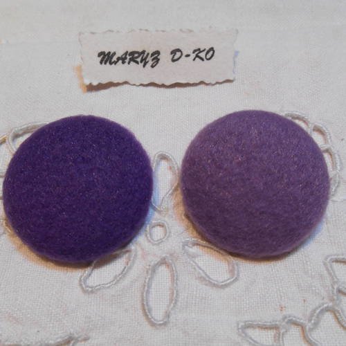 Boutons tissu feutré 32mm " violet/mauve" 