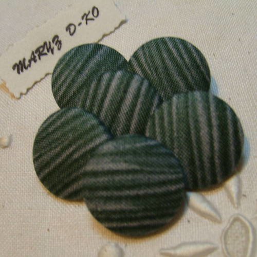 Boutons tissu 22mm  " marbré vert " 