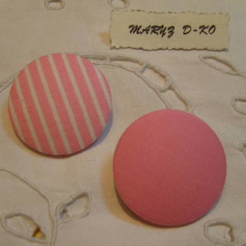 Duo boutons tissu 32mm " rayé et uni rose/blanc" 