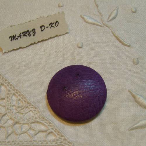 Cabochon bouton cuir d'autruche 32mm violet 