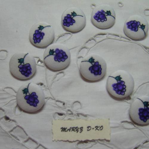 10 boutons tissu coton 22mm " mures "