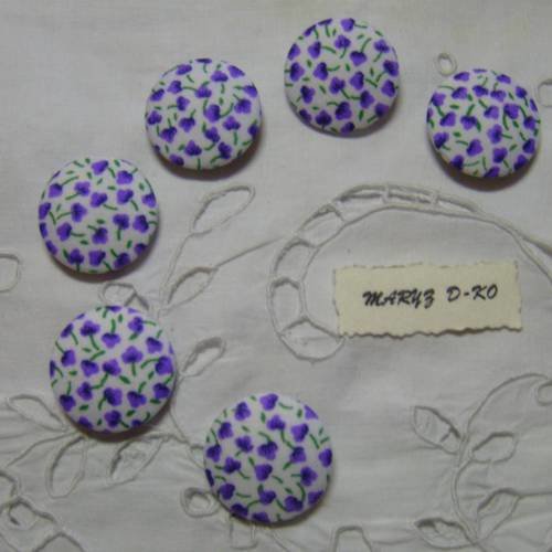 6  boutons tissu coton 28mm"petites fleurs violettes"