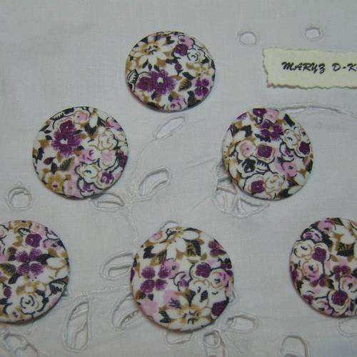 6  boutons à coller ,32mm,recouverts de tissu "fleurs voile de coton"