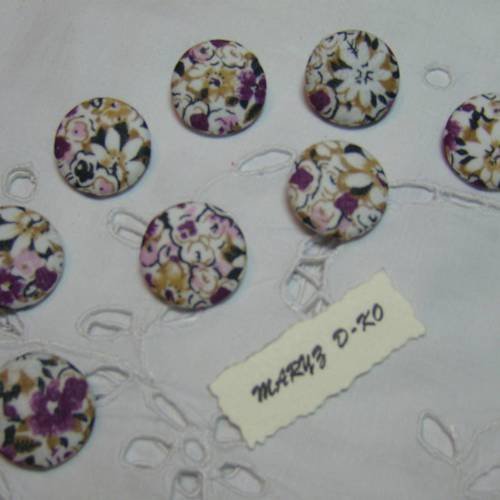 8  boutons tissu " fleurs voile de coton"22mm 