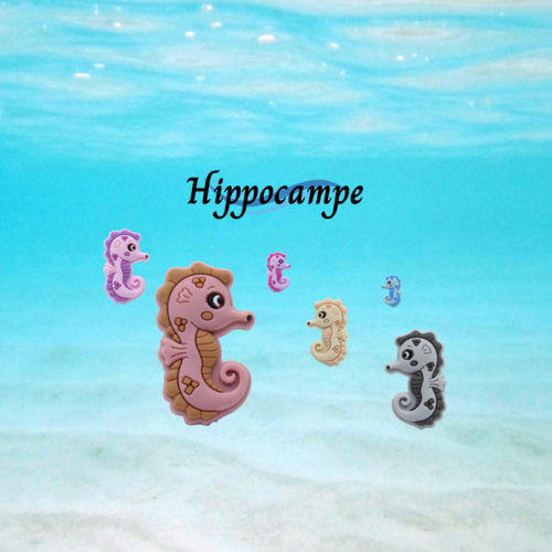 Attache-tétine "hippocampe" brume bleue – plongez dans l'univers marin avec style