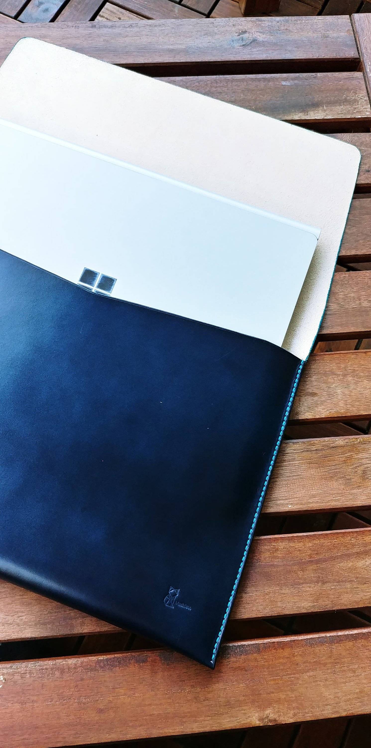 sacoche surface book 2