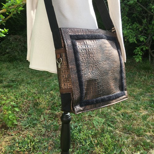 Sac carré bandoulière cuivre croco