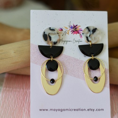 Boucles d'oreilles faites à la main avec des jolis médaillons colorés, idée cadeau, cadeaux pour des mamans