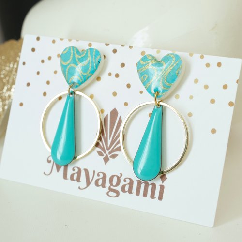 Boucles d'oreilles coeur avec du joli papier washi bleu turquoise et des anneaux dorés