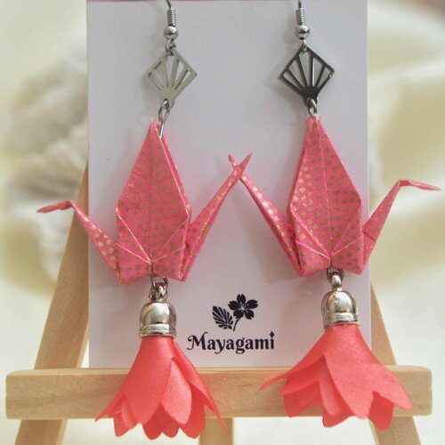 Boucles d’oreilles grues origami en papier japonais, bijou fait main, idée cadeau pour les amoureux du japon et de l’origami