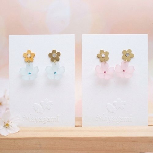 Boucles d’oreilles « sakura » aux douces tonalites pastelles