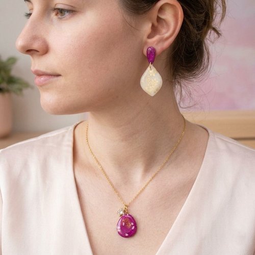 Collier sakura avec un médaillon papier japonais & étoile scintillante et ses boucles assorties
