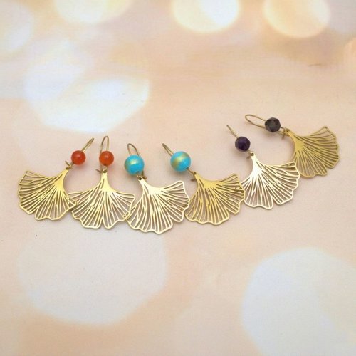 Boucles d'oreilles ginkgo doré , cadeau pour femme pour les passionnés de la nature