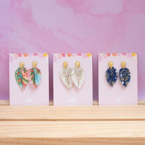 Boucles d'oreilles feuilles origami  , cadeau pour femme pour les passionnés de la nature