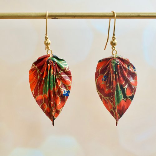 Boucles d'oreilles feuille origami