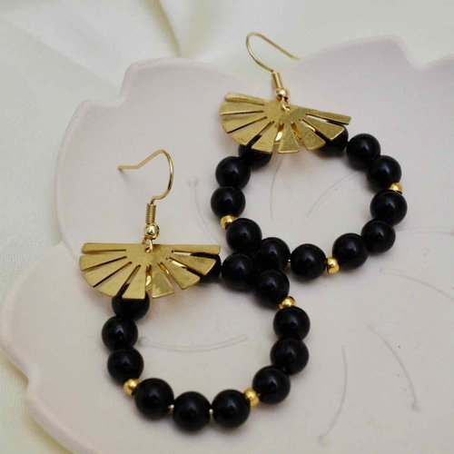 Créoles d'onyx noir 35 mm – boucles d’oreilles pierres naturelles noire – bijoux bohème avec un demi cercle ajourée