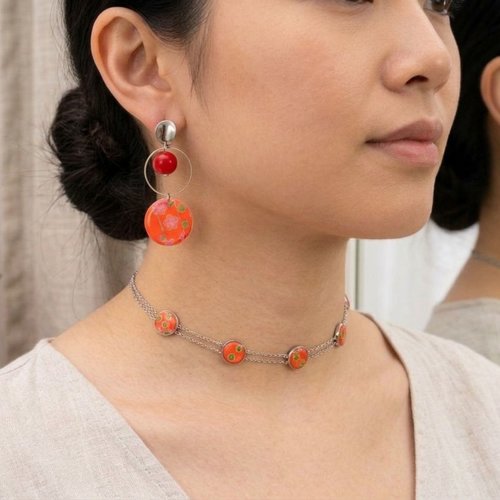 Pack découverte avec des boucles d'oreilles japonaises avec du papier washi orange résiné et son collier ras le cou assorti