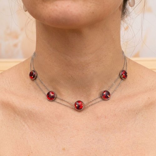 Collier ras-le-cou en acier – papier japonais résiné rouge fleuri