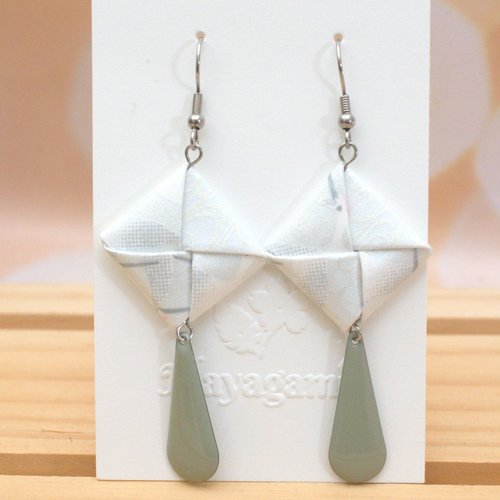 Boucles d'oreilles carré origami en boucles d’oreilles en papier japonais et acier avec une goutte émaillée