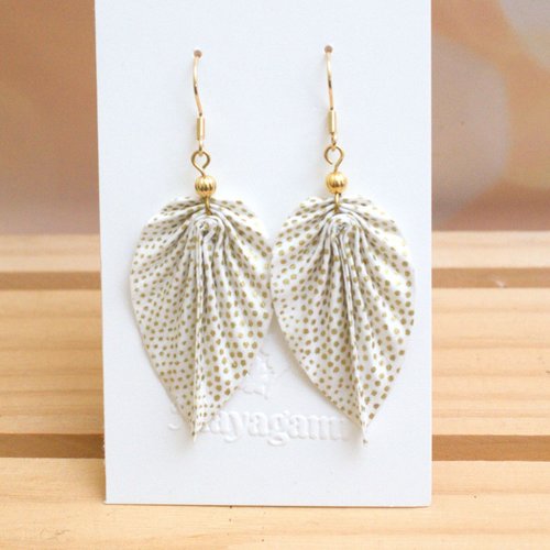 Boucles d'oreilles origami en forme de feuille d'automne avec du papier japonais washi, bijoux artisanaux , cadeau femme chic