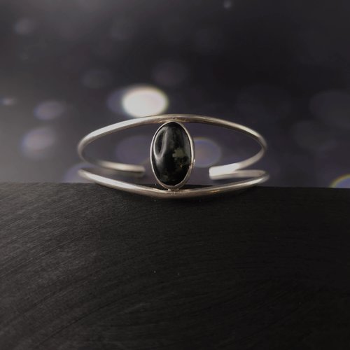 Bracelet serpentinite – pièce unique des hautes-alpes