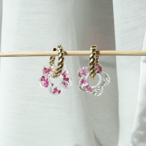 Paire de boucles d’oreilles en acier inoxydable avec pampilles uniques faites à la mains