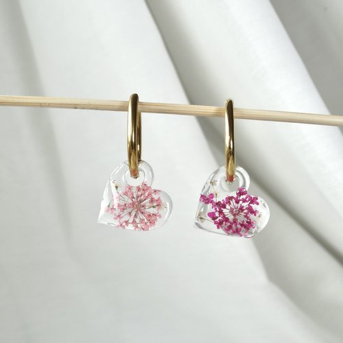 Paire de boucles d’oreilles en acier inoxydable avec pampilles uniques faites à la mains