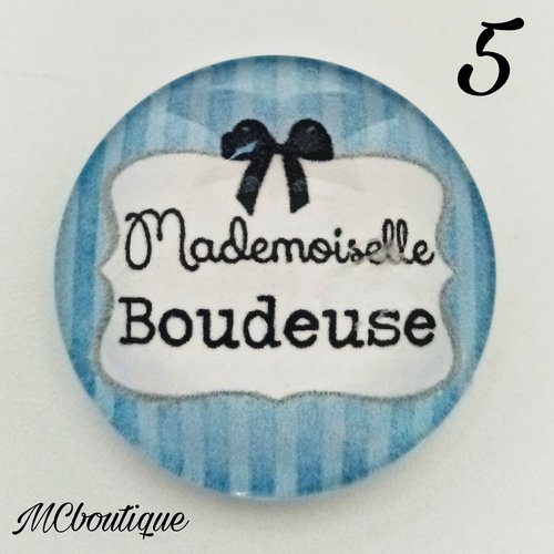 Cabochon mademoiselle boudeuse verre 25mm 20mm 12mm