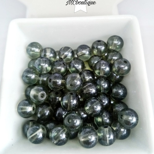30 perles en verre flashées 8mm gris