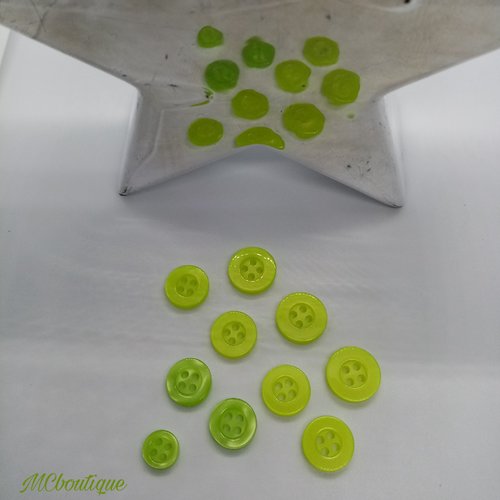 10 boutons mélangés ronds plastique vert fluo