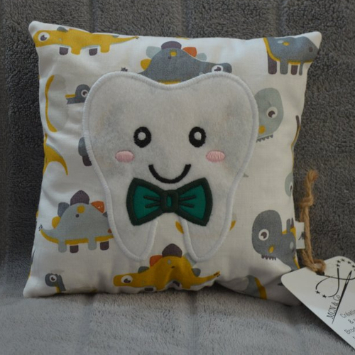 Coussin à dent de lait personnalisable motifs "dinosaures"