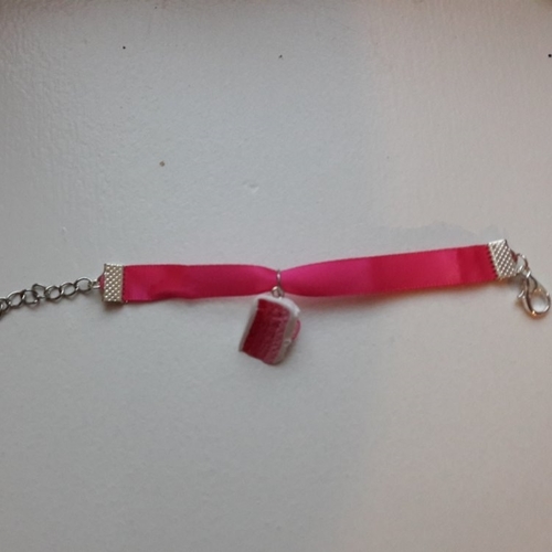 Bracelet gâteau rose