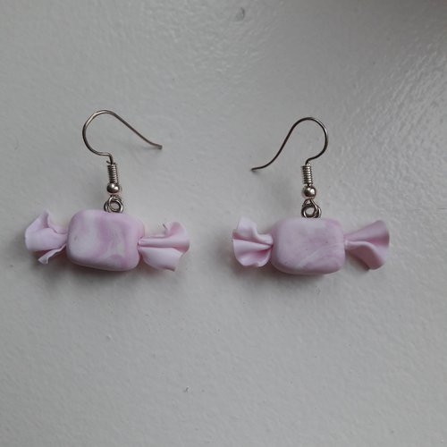 Boucles d'oreilles bonbons roses pâles