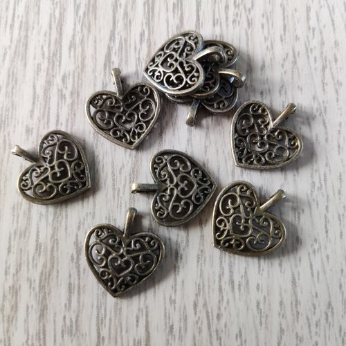 1 breloque / pendentif coeur en métal bronze
