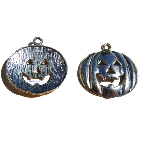 Lot de 2 breloques thème halloween - citrouille