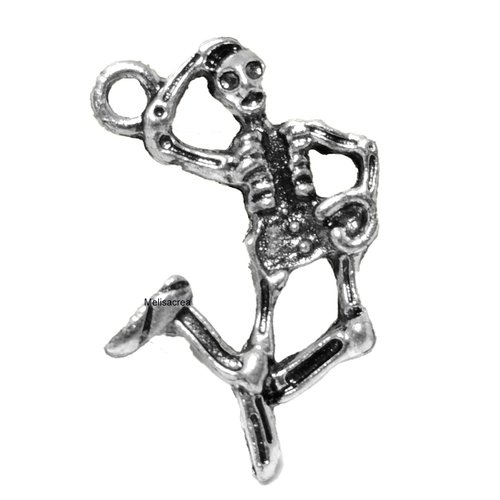Lot de 5 breloques thème halloween - squelette