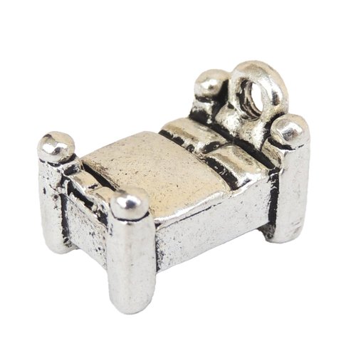 1 pendentif argenté lit