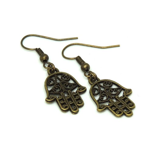 Boucles d'oreilles main