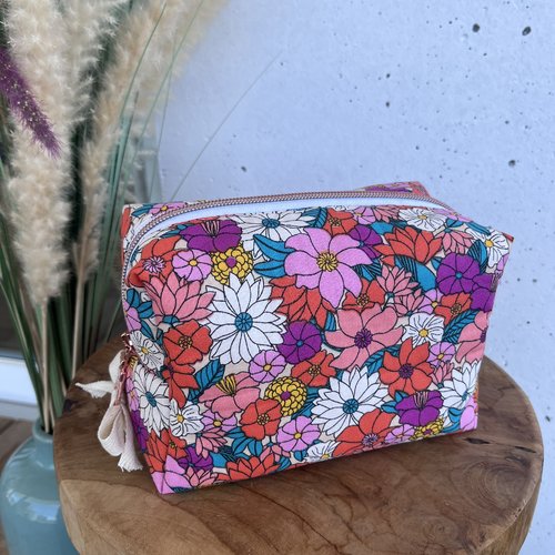 Trousse fleurie cousue main, artisanale, originale