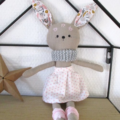Poupée en tissu ,lapin , marron rose, coton, 26 cm de hauteur, jouet, poupée à habiller, idée cadeau