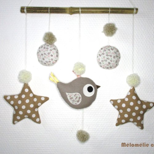 Mobile oiseau , décoration murale, marron, mobile de décoration, mobile bébé, suspension chambre d'enfant, personnalisable en couleur