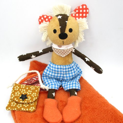 Poupée lion en tissu , doudou lion, marron, minky coton, 28 cm de hauteur, jouet, poupée à habiller, idée cadeau
