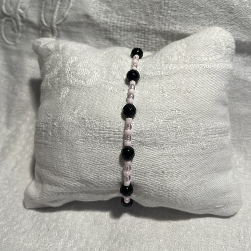 Bracelet perle de rocaille et obsidienne noir